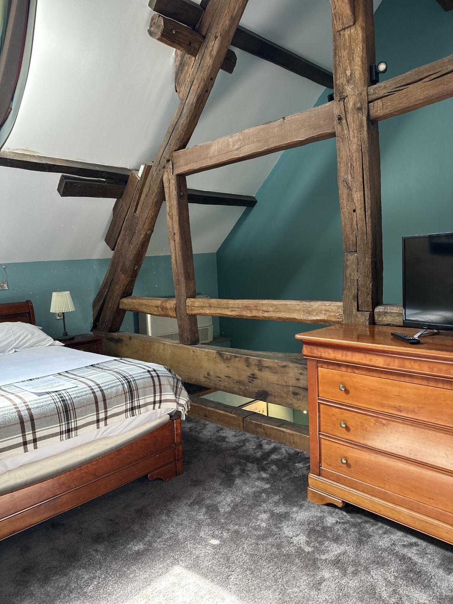 Auberge Du Manet Montigny-le-Bretonneux Eksteriør bilde